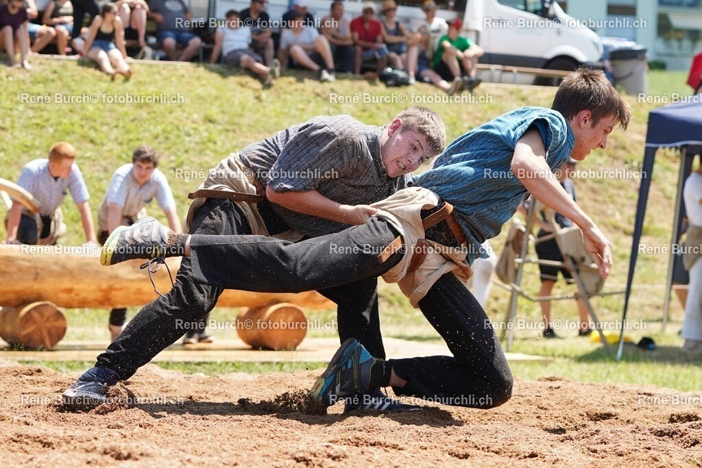34 | René Burch leidenschaftlicher Fotograf aus Kerns in Obwalden.  Hier finden sie Sport, Landschaft und Natur Fotografie.
 - Realisiert mit Pictrs.com