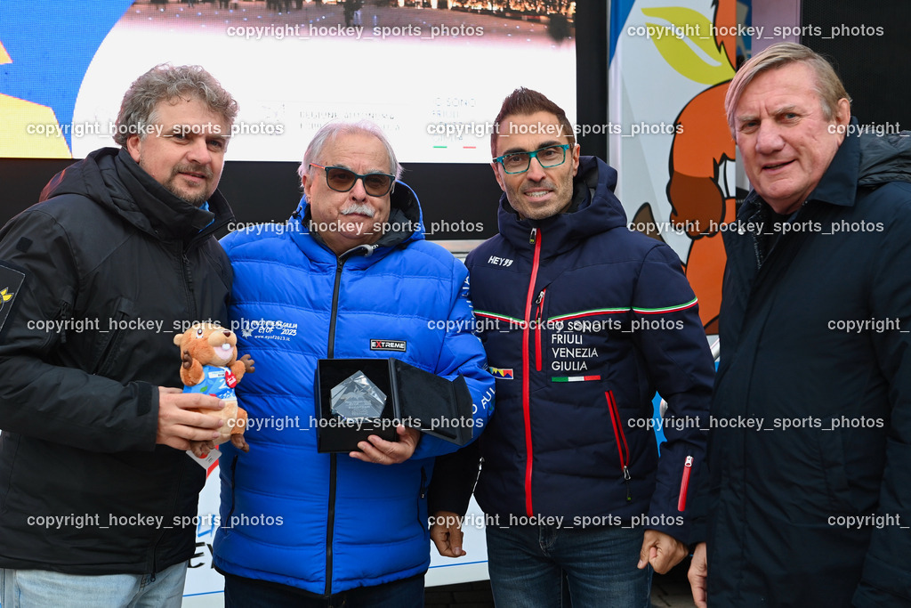 European Youth Olympic Festival EYOF 2023 Pressekonferenz | Präsident EC Hornets Spittal Wolfgang Lindner, Maurizio Dunnhofer, Stefano Mazzolini, Giorgio Brandolin, Ehrung, Verleihung
