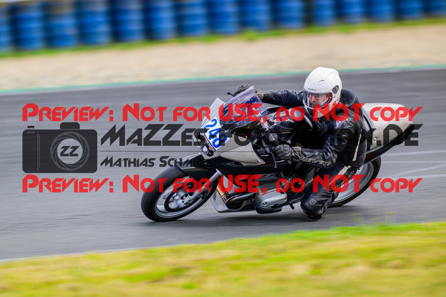 MaZZes_FotoMatrix_240724_6007705_0052 | BLAU