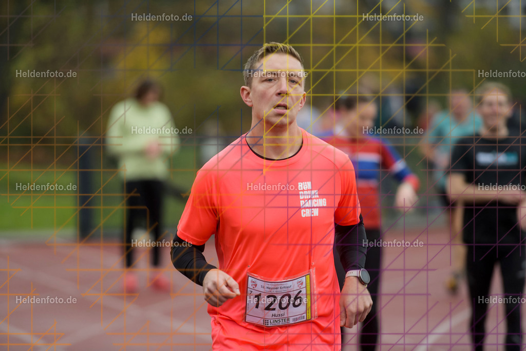 Neusser Erftlauf 2025  | 15km Neusser Erftlauf 2025 Foto: Heldenfoto.de