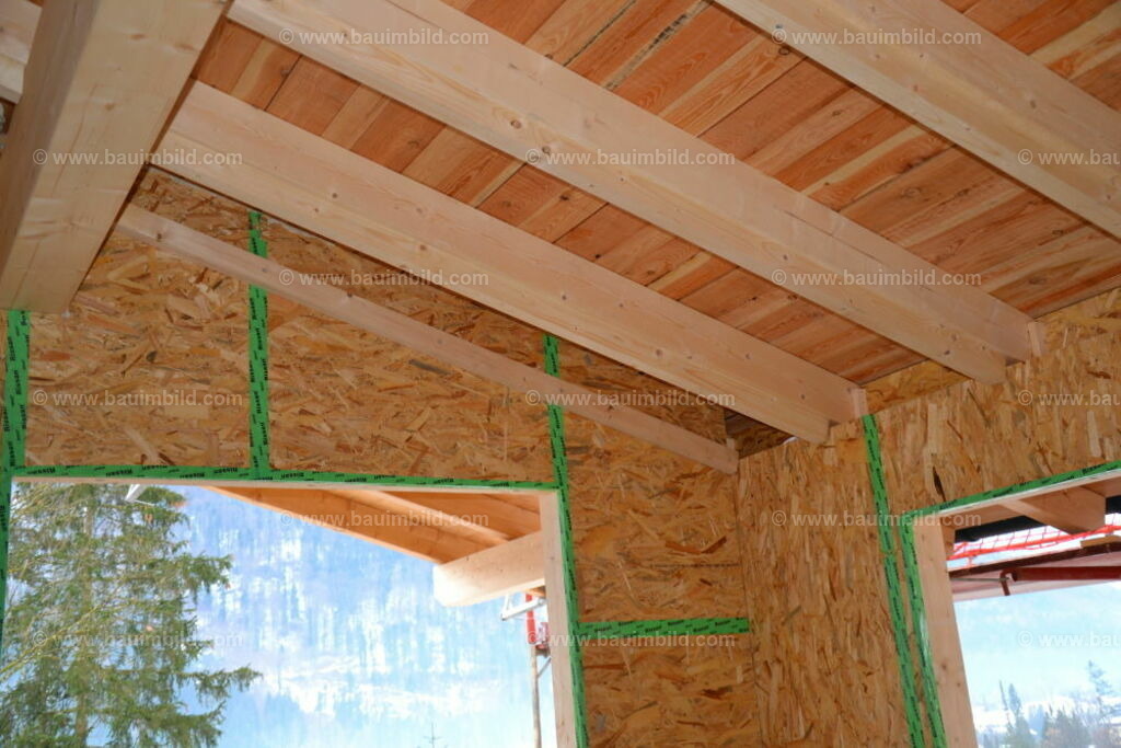 bib-lg09-holzbau-0199 | Nach LV-Leistungsgruppen sortierte Detailfotos über den Bau eines Hauses. Alle Hausbau-Bilder direkt vom Urheber und Autor der Website Haus-Selber-Bauen.com