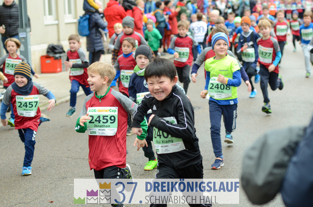 AOK JuniorCup 400m | 3Koenigslauf 2023 - Realisiert mit Pictrs.com