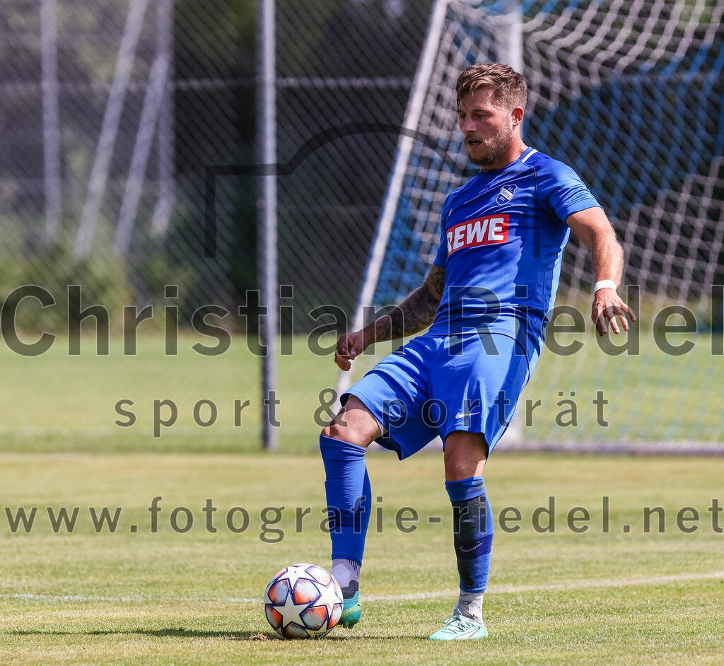 2023-07-22_116_FC_Eitting_gegen_FC_Moosinning | Eitting, Deutschland, 22.07.2023:
Fußball, Kreisliga 2023 / 2024, Testspiel, FC Eitting gegen FC Moosinning, Endergebnis: 0:4

Michael Schrödl (FC Eitting, #29)

Foto: Christian Riedel / fotografie-riedel.net