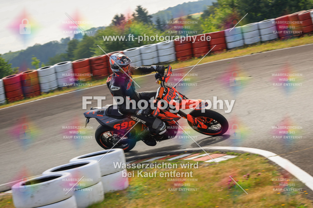 _DSK2212 | Hier findet Ihr Bilder von Touristenfahrten auf der Nürburgring Nordschleife oder von anderen Veranstaltungen die ich besucht habe. Viel Spass beim Durch Schauen 