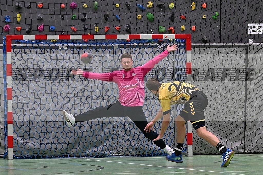 aaaaDSC_2223 | Kaufen Sie Sportbilder im Onlineshop von Andy Scherrer Sportfotografie. Faszinierende Bilder von Sportevents aus der ganzen Schweiz. Fussball, Frauenfussball, Unihockey, Handball, Schwingen und weiteren Sportarten. - Realisiert mit Pictrs.com