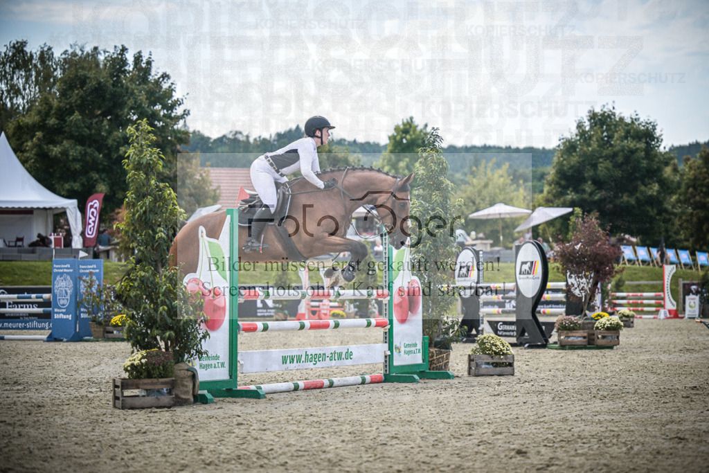 DOS_7012 | Entdecke hochwertige Reitturnierfotos von Foto Oger. Professionell, emotional und authentisch – jetzt Lieblingsmomente im Shop bestellen.Deutschlandweite Turnierfotografie. - Realisiert mit Pictrs.com