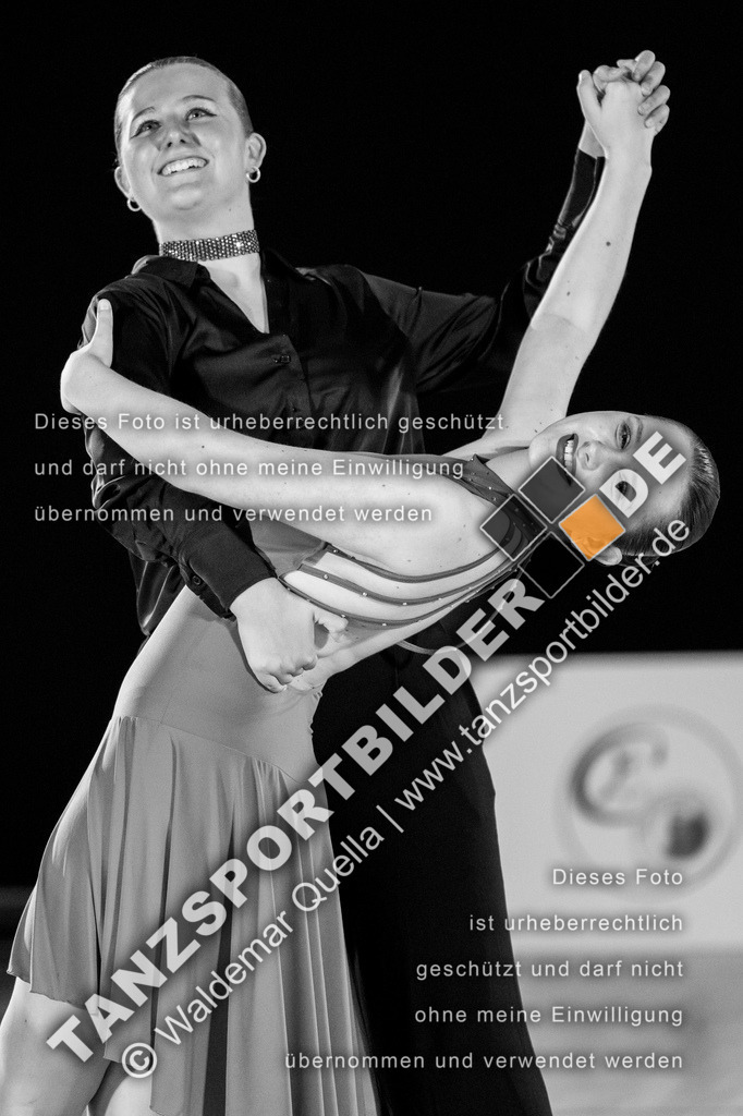 20250503-00628 | Hier finden Sie Tanz Bilder vom Latein und Standard Formationen tanzen. Sportbilder vom Tanzsport. Schöne Fotos und von Weltmeisterschaft, Europameisterschaft, Bundesliga, Regionalliga, Oberliga und Landesliga sowie von GOC Stuttgart, DanceComp, WM Bremen