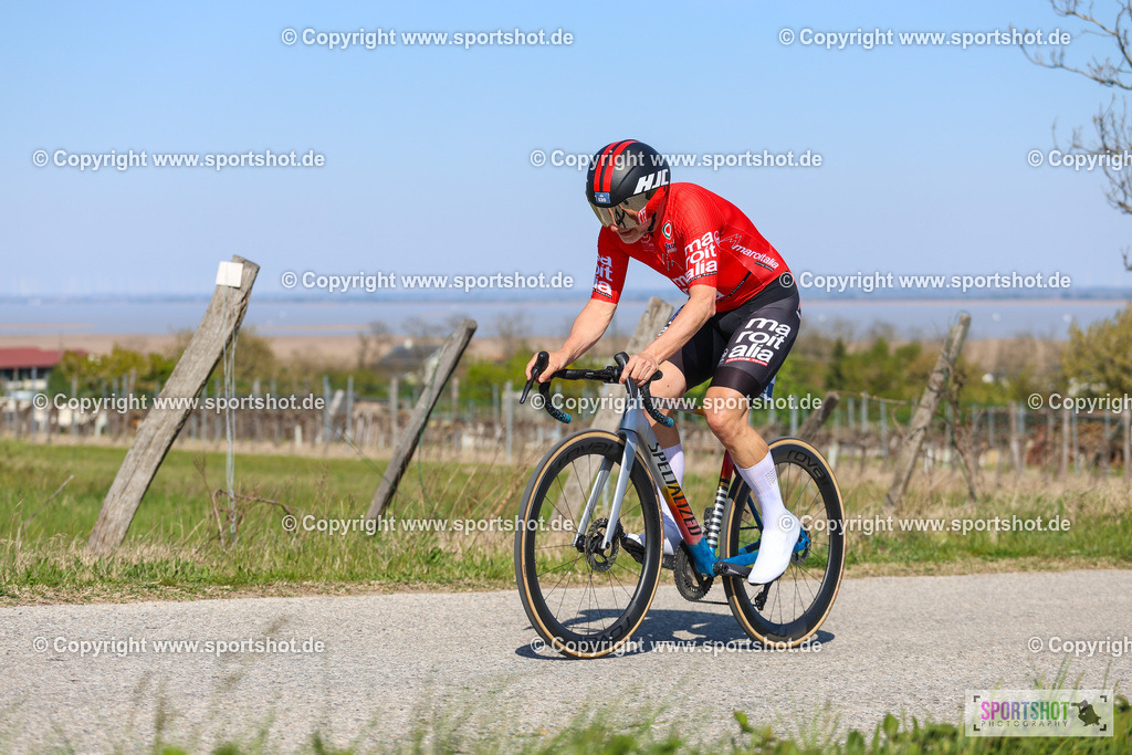 IMG_9952 | @sportshot_your_pictrs #yourpictures#roadtowm2029 #nrm #neusiedlerseeradmarathon #neusiedlersee #neusiedlerseetourismus #burgenland #mörbisch #nrm26 #burgenlandtourismus #voglundco #poweredbyburgenlandtourismus #radsport #rad #marathon #ucigranfondo #visitburgenland #ucigranfondoworldseries