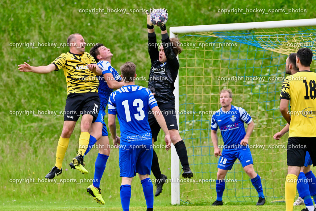 SV Wernberg vs. FC Faakersee | #17 Matteo Scheucher FC Faakersee, #22 Milos Bukumirovic SV Wernberg, #13 Christoph Arneitz SV Wernberg, #1 Matthias Marcus Kohlmaier SV Wernberg, #18 Oliver Lerchner SV Wernberg, #18 Andreas Unterguggenberger FC Faakersee, SV Wernberg vs. FC Faakersee, SV Wernberg vs. FC Faakersee am 01.06.2024 in Wernberg (Sportplatz Wernberg), Austria, (Photo by Bernd Stefan)