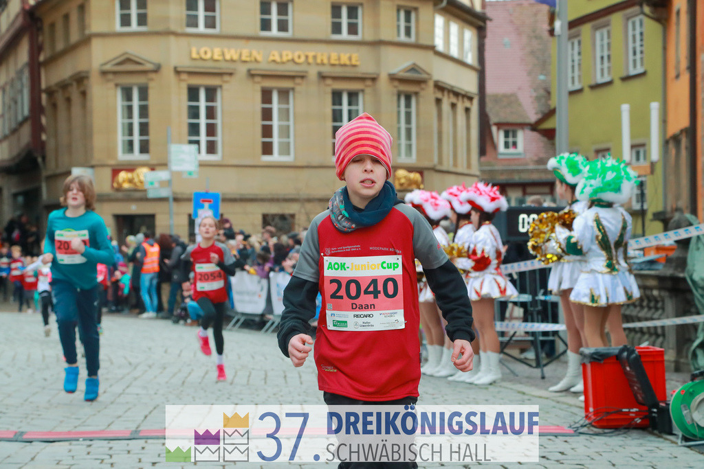 AOK JuniorCup 400m | 3Koenigslauf 2023 - Realisiert mit Pictrs.com