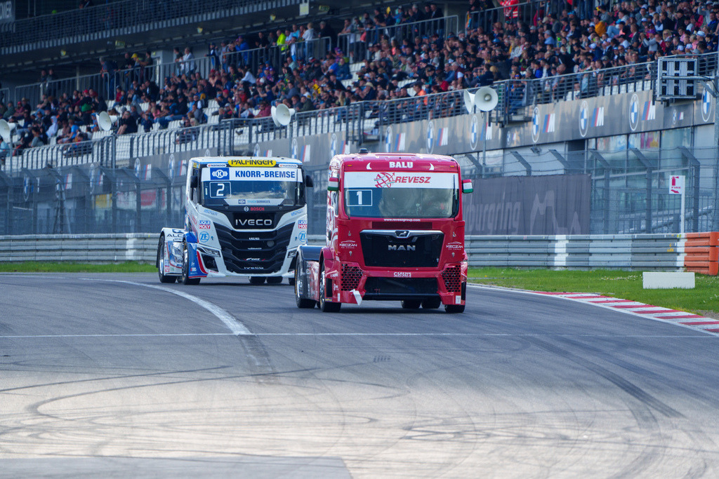 A7408272 | 14.07.2024 Goodyear FIA European Truck Racing Championship (ETRC) NürburgringBild: #1 Norbert Kiss gewinnt das dritte Rennen vor #2 Jochen Hahn. - Realisiert mit Pictrs.com