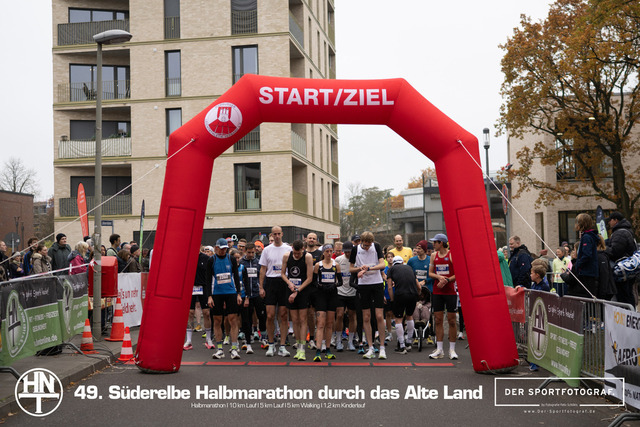 Süderelbe Halbmarathon 2025 I 09.11.2025 I Fotograf_DerSportfotograf.I 00400 | Der Sportfotograf. - Realisiert mit Pictrs.com