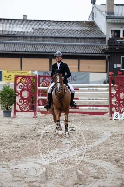 2B4A2402 | pixelfaenger - Realisiert mit Pictrs.com