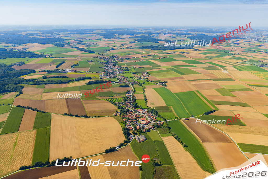 Weichs Laberweinting Bild- Das Luftbild wurde 2025 vom UL-Flugzeug heraus erstellt ( keine Drohne ) - Hochauflösende Luftaufnahme -Nicht vergleichbar mit Google Maps oder Satelittenbilder- Die Geschenkidee !Mit Lizenz und Bildrechte bestellbar