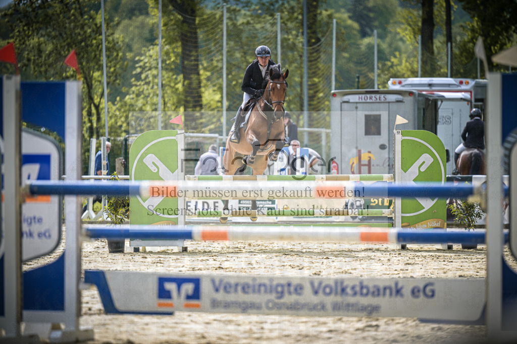 DOS_1464 | Entdecke hochwertige Reitturnierfotos von Foto Oger. Professionell, emotional und authentisch – jetzt Lieblingsmomente im Shop bestellen.Deutschlandweite Turnierfotografie. - Realisiert mit Pictrs.com
