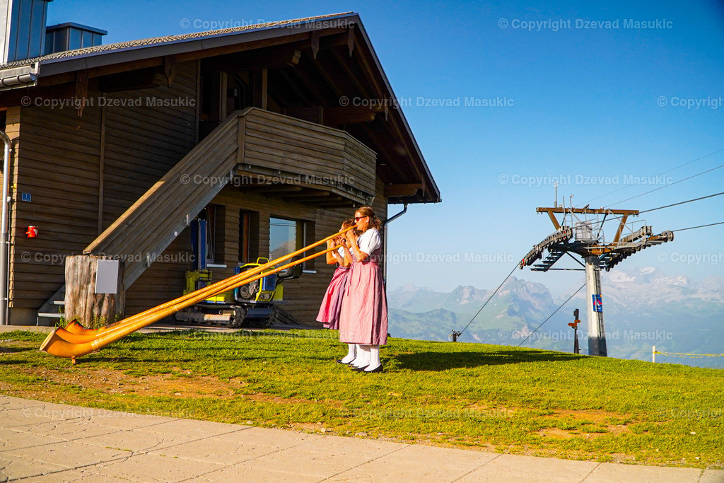 AFDBEF46-0E13-4727-B12A-A8E62E7440B1 | Ich fotografiere Landschaften, Produkte und erstelle für Sie Firmenportraits. Engagieren Sie mich für den nächsten Projekt. - Realisiert mit Pictrs.com