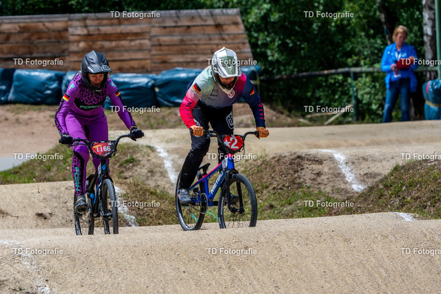 BayBMX2026-05800 | Fotogalerie von Thomas Dettweiler mit Eventbildern und lizenzfreien Fotos. Perfekt als Wandbild, für Büro, Website oder private Nutzung. - Realisiert mit Pictrs.com
