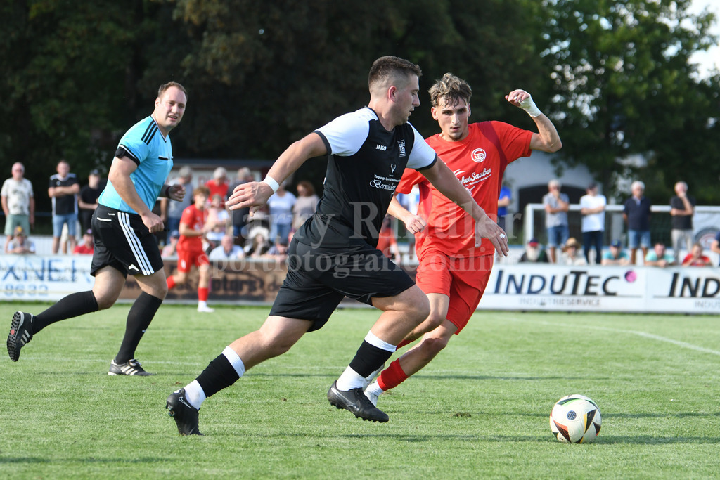 SpVgg Plattling : SpVgg GW Deggendorf | Jure Matic (SpVgg GW Deggendorf) - Realisiert mit Pictrs.com
