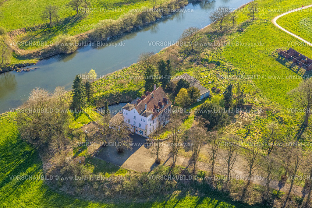Olfen250405071 | Luftbild, Zur Rauschenburg am Fluss Lippe in den Lippeauen, Wasserburg und ehemaliges Hotel, Olfen-Kirchspiel, Olfen, Münsterland, Nordrhein-Westfalen, Deutschland