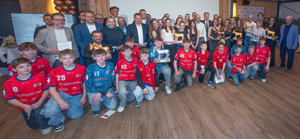 top-top.de 260306-193 | Foto, Video, Fotografie, Videografie, Fotobox, DJ, Discjockey, Musik, Musikbox, Veranstaltung, Photobooth, Amazon, Ebay, Buchtipp, Bestseller, Autor, Verlag, Buch, Wesel, Hamminkeln, NRW, Dinslaken, Rees, Drohne, Hochzeit, Party, Fotobox, Wesel, Fotograf