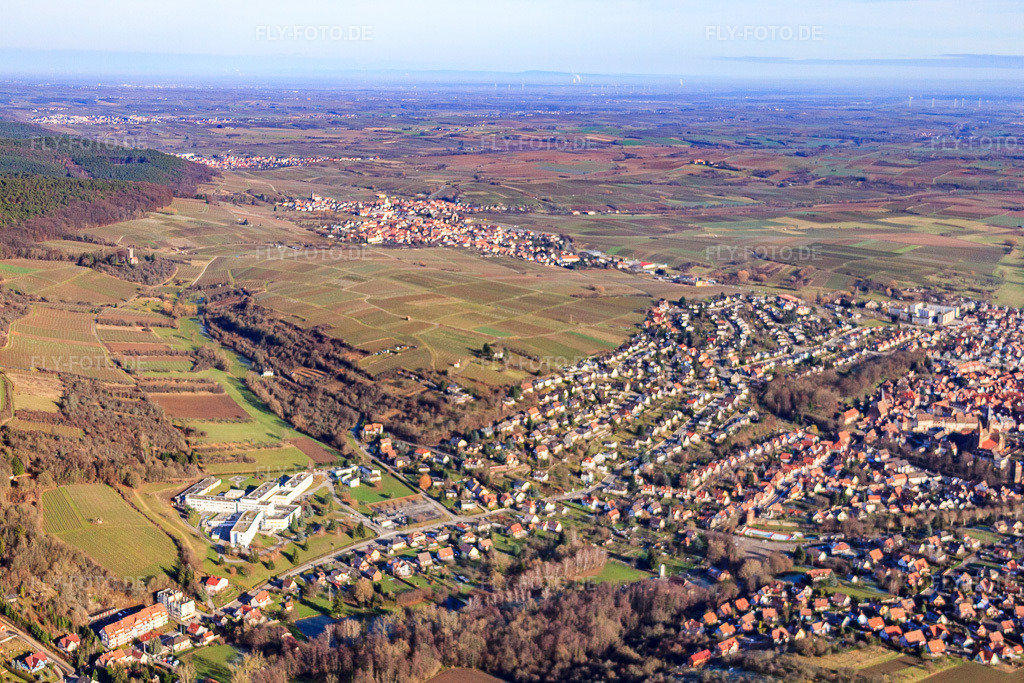 Luftbild: Ortsansicht von Südwesten in Wissembourg im Bundesland Bas-Rhin in Frankreich.Foto: IMG_48416.jpg vom 11.12.2011 durch Werner Riehm/FLY-FOTO.deAuflösung des Originals: 4752 x 3168 px