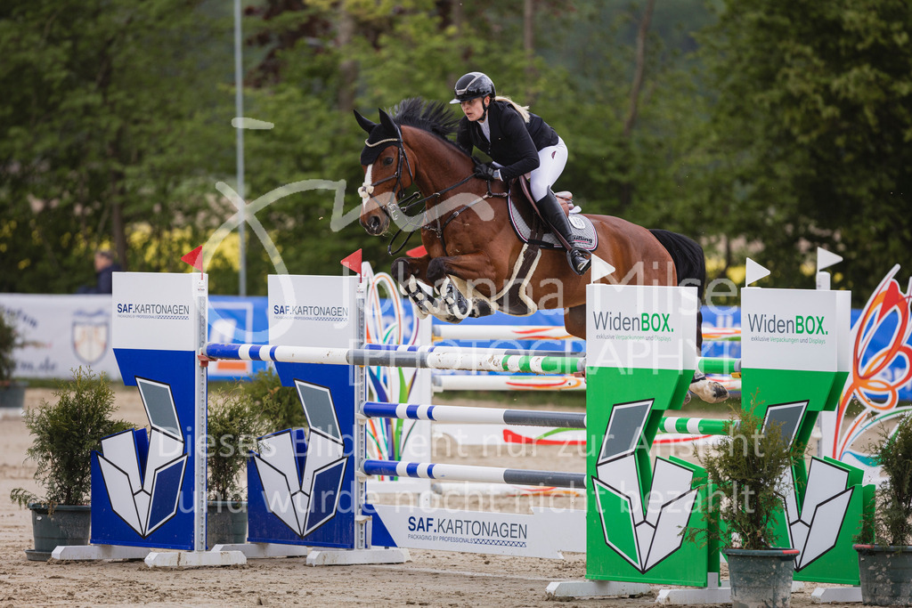 250504_SpengeW_Stil-S-509 | Deine schönsten Turniermomente als professionelle Fotos! Entdecke hochwertige Pferdesport-Fotografie im Online-Shop. Jetzt Fotos finden & bestellen!