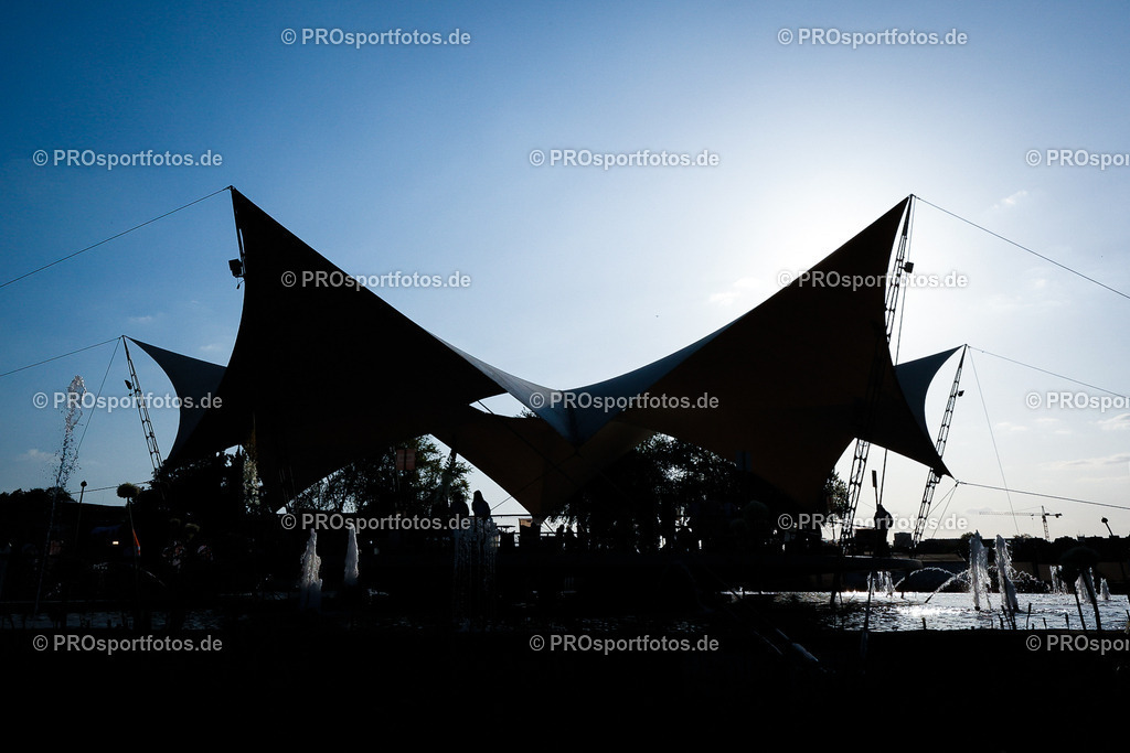 20. OBI Nachtlauf des ASV Koeln, 17.05.2023 | Koeln, 17.05.2023: Impressionen vom 20. OBI Nachtlauf des ASV Koeln rund um den Tanzbrunnen. Foto: Beautiful Sports Pressefotoagentur (www.beautiful-sports.com)