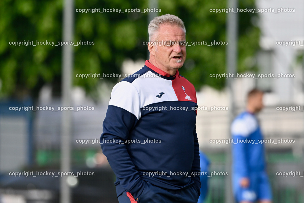 SAK vs. SV Spittal Drau 1921 | Tormann Trainer SAK Johann Smrecnik, SAK vs. SV Spittal Drau 1921, SAK vs. SV Spittal Drau 1921 am 23.05.2025 in Klagenfurt (Sportpark Welzenegg), Austria, (Photo by Bernd Stefan)