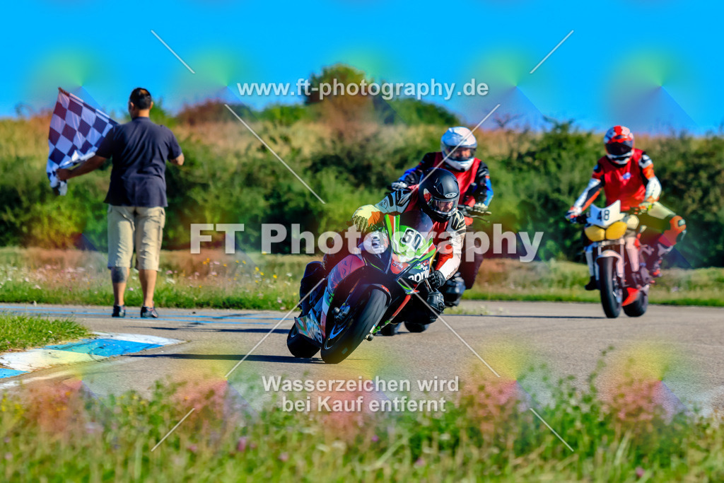 060-1888 | Hier findet Ihr Bilder von Touristenfahrten auf der Nürburgring Nordschleife oder von anderen Veranstaltungen die ich besucht habe. Viel Spass beim Durch Schauen 