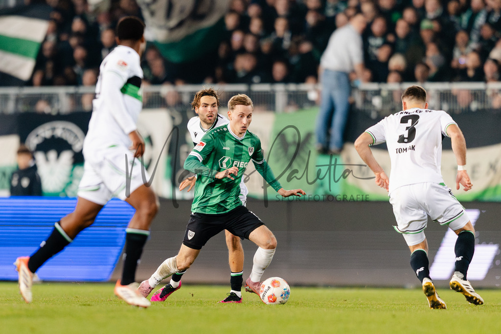 2. Bundesliga, Saison 2025/26, 15. Spieltag: SC Preußen Münster - Hannover 96 | Münster, 05.12.2025: 2. Bundesliga, 15. Spieltag, SC Preußen Münster gegen Hannover 96 im LVM-Preußenstadion in Münster. Foto: sportfotografie.ms | Markus Paletta - Realisiert mit Pictrs.com