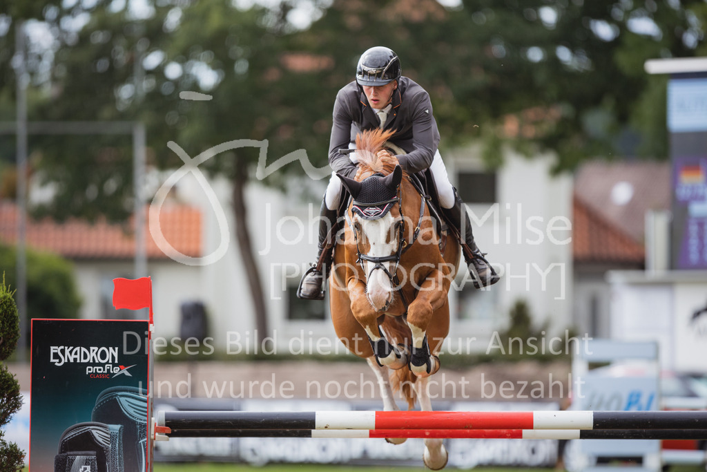 220715_LC_Youngster-M-546 | Deine schönsten Turniermomente als professionelle Fotos! Entdecke hochwertige Pferdesport-Fotografie im Online-Shop. Jetzt Fotos finden & bestellen!