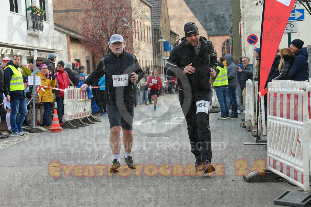 221127_1100_EX1_1506 | Sportfotografie im Rhein-Sieg Kreis, Köln, Bonn, NRW, Rheinland Pfalz, Hessen, etc. Unser Tätigkeitsfeld umfasst den Laufsport vom Volkslauf über den Marathon, Duathlon, Triathon bis zum Ultralauf wie Kölnpfad Ultra oder Schindertrail.