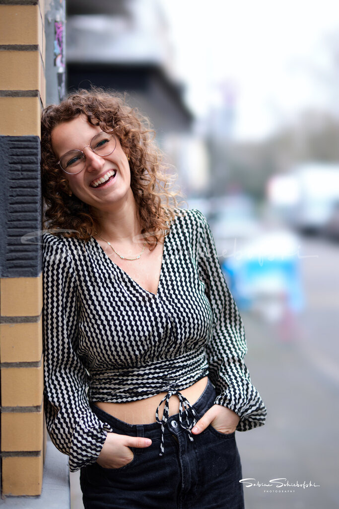 "Selina" | People- und Tierfotografie, Imageaufnahmen, Veranstaltungsfotografie und Wandbilder aus der Natur ★ Made in Germany ✔️ Druck + Downloads ✔️ Naturfotografie in Top Qualität ★ schneller Versand, weltweite Lieferung! - Realisiert mit Pictrs.com