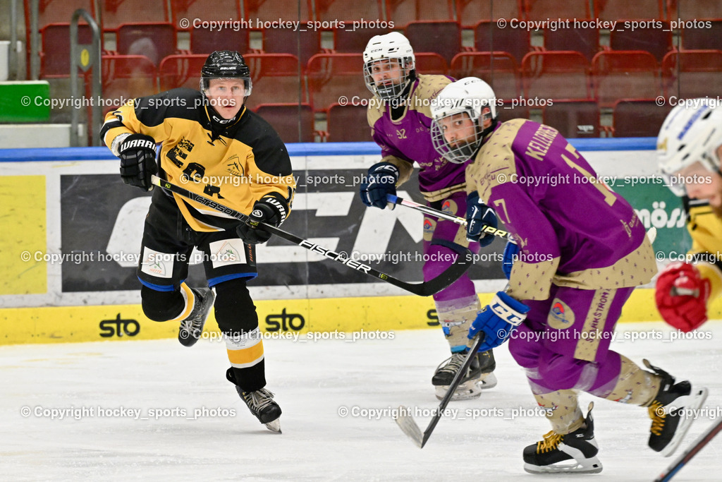 EC Kellerberg vs. EC Arnoldstein | #19 Pichler Daniel EC Arnoldstein, #17 Erlacher Christoph EC Kellerberg, #92 Klemenz Florian EC Kellerberg, EC Kellerberg vs. EC Arnoldstein, EC Kellerberg vs. EC Arnoldstein am 31.01.2025 in Villach (Stadthalle Villach), Austria, (Photo by Bernd Stefan)