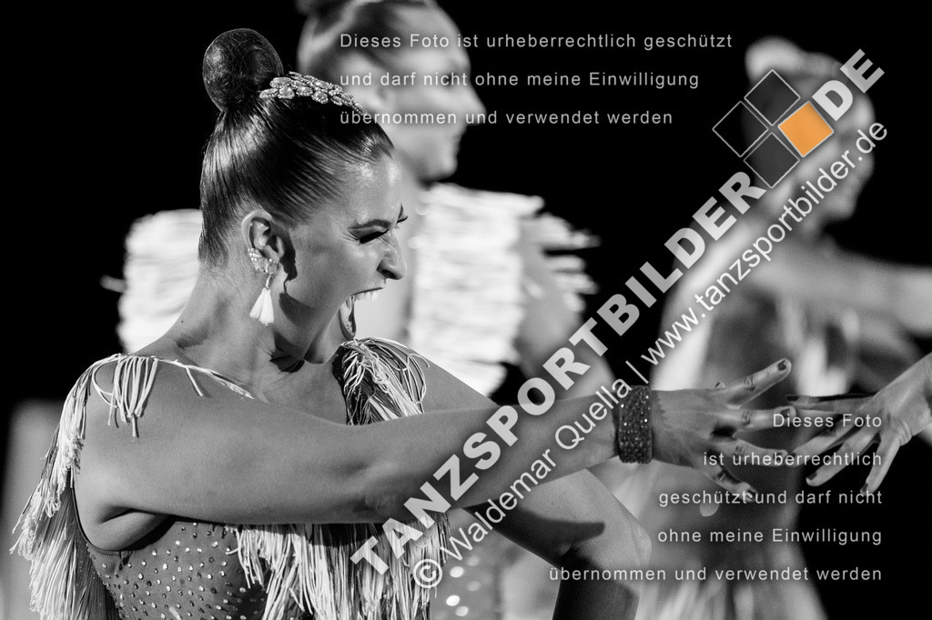 20250503-10113 | Hier finden Sie Tanz Bilder vom Latein und Standard Formationen tanzen. Sportbilder vom Tanzsport. Schöne Fotos und von Weltmeisterschaft, Europameisterschaft, Bundesliga, Regionalliga, Oberliga und Landesliga sowie von GOC Stuttgart, DanceComp, WM Bremen