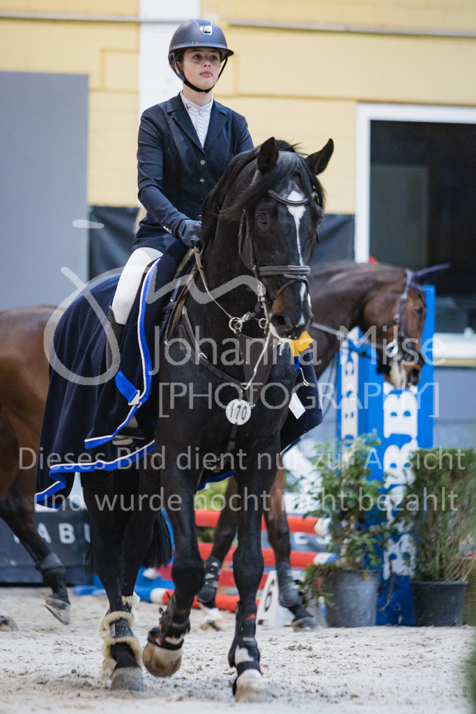 221112_Warstein_L-Spr-281 | Deine schönsten Turniermomente als professionelle Fotos! Entdecke hochwertige Pferdesport-Fotografie im Online-Shop. Jetzt Fotos finden & bestellen!