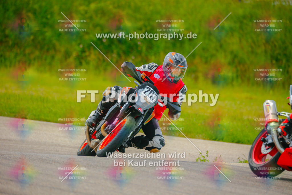 _MOT1331 | Hier findet Ihr Bilder von Touristenfahrten auf der Nürburgring Nordschleife oder von anderen Veranstaltungen die ich besucht habe. Viel Spass beim Durch Schauen 