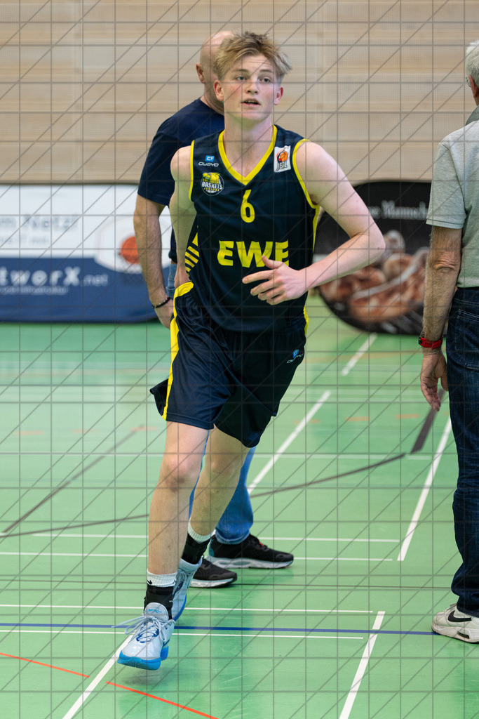 JBBL 24/25 | 04.04.2025 | Charisma Young Bulls vs. Baskets Juniors Oldenburg | 2. Runde PlayOffs Gruppe Nord, 2. Spiel | JBBL 24/25 | 04.04.2025 | Charisma Young Bulls vs. Baskets Juniors Oldenburg | 2. Runde PlayOffs Gruppe Nord, 2. Spiel - - - - - CREDIT, www.bullenfotos.de, Martin König, Hörner Weg 40, D-49078 Osnabrück, +4917663732967, Nutzung und Weitergabe nur zu den vereinbarten Zwecken. Presseanfragen an Urheber. Alle Rechte beim Urheber. - - - - - - Realisiert mit Pictrs.com