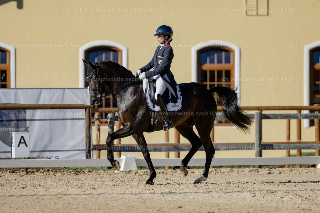 FHC2026_P09_95_18867 | Fichtenhof Classics 2026 – Grand Prix de Dressage - VOLTAIRE Design Preis, Reitanlage Fichtenhof, Sch ftlarn