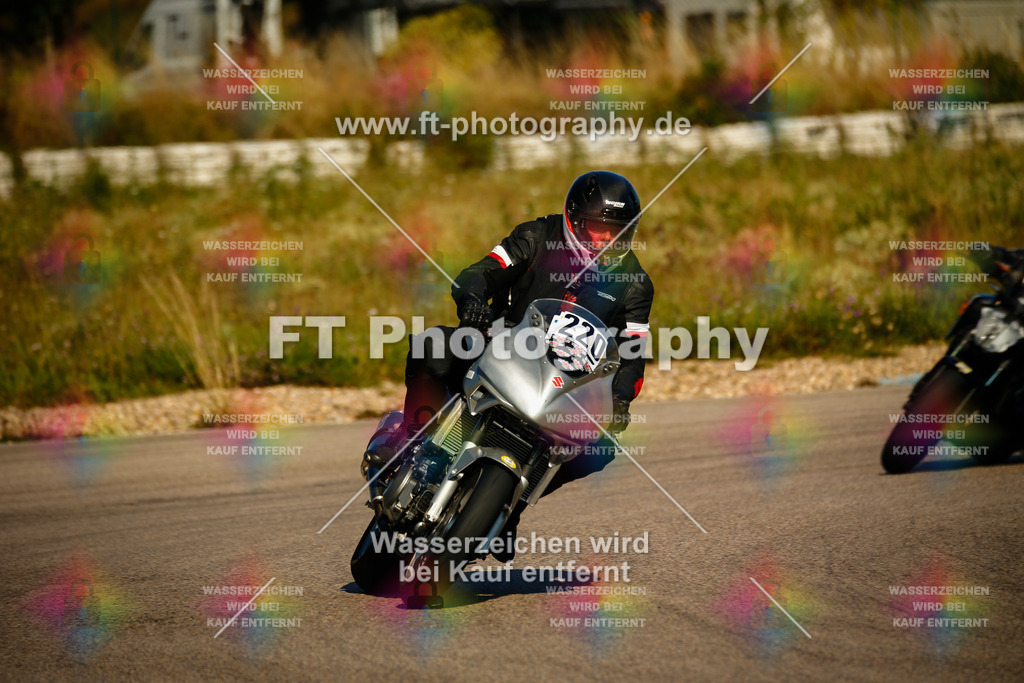 _MOT8394 | Hier findet Ihr Bilder von Touristenfahrten auf der Nürburgring Nordschleife oder von anderen Veranstaltungen die ich besucht habe. Viel Spass beim Durch Schauen 