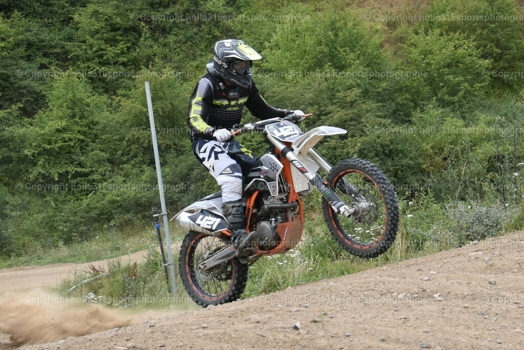 DSC_0464 (2) | Sportfotografie , Motorsport, Motoross, Reitsport, Mointainbike, Enduro,
Landschaft , Outdoor, Eventfotografie, Landschaft, Bilder online bestellen - Realisiert mit Pictrs.com