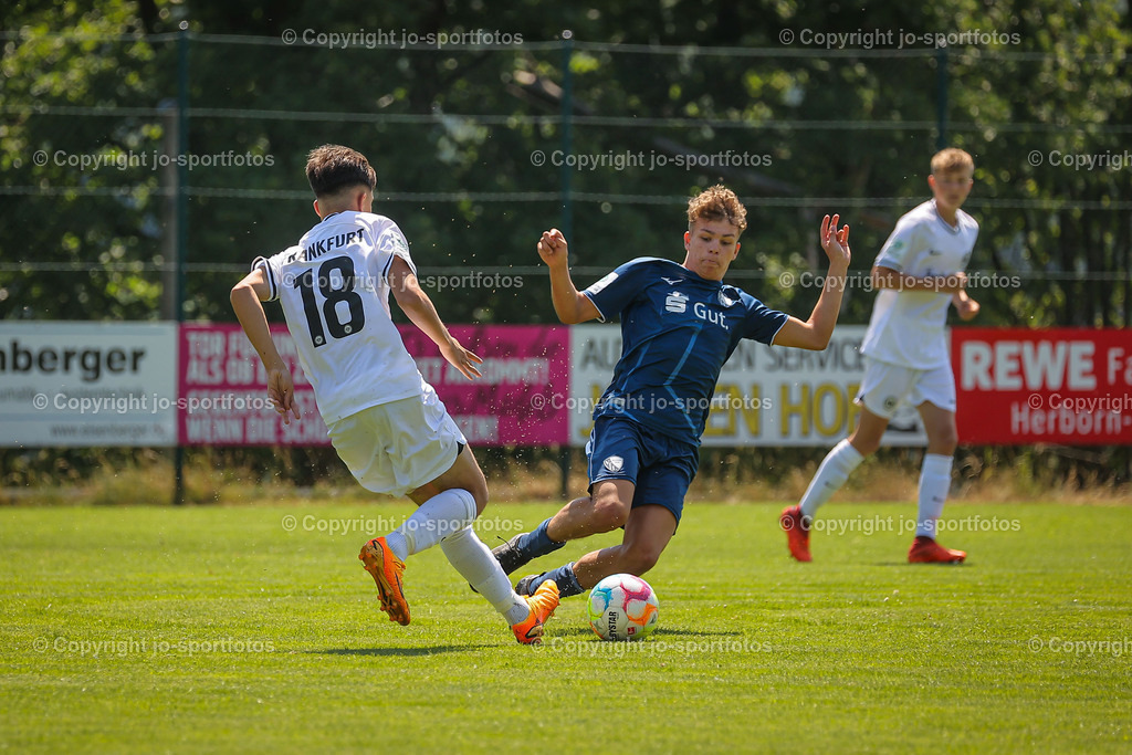 BQ3I4261 | 17.06.2023; Testspiel; Rasenplatz Offdilln; VfL Bochum U17 - Eintracht Frankfurt U17; Ergebnis: 3:1 (1:1)