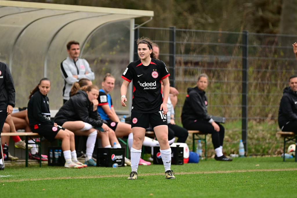 Fußball I Frauen I Saison 2024-2025 I 2. Bundesliga I 21. Spieltag I Hamburger SV - Eintracht Frankfurt II | Der Sportfotograf. - Realisiert mit Pictrs.com