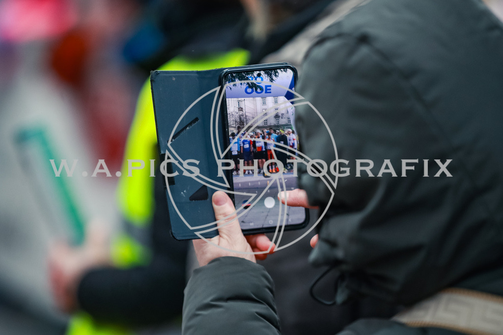 SILVESTERLAUF LINZ 25 | Linz, AUSTRIA, 31. Dezember 25, TRIRUN SILVESTERLAUF LINZ 25 , Image shows: 
Photo: WAPICS / BINDER Manuel