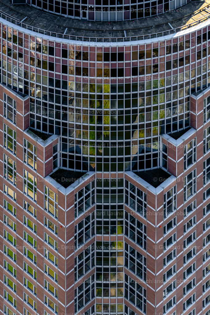 4020487 | Fassade des Messeturm, Frankfurt am Main