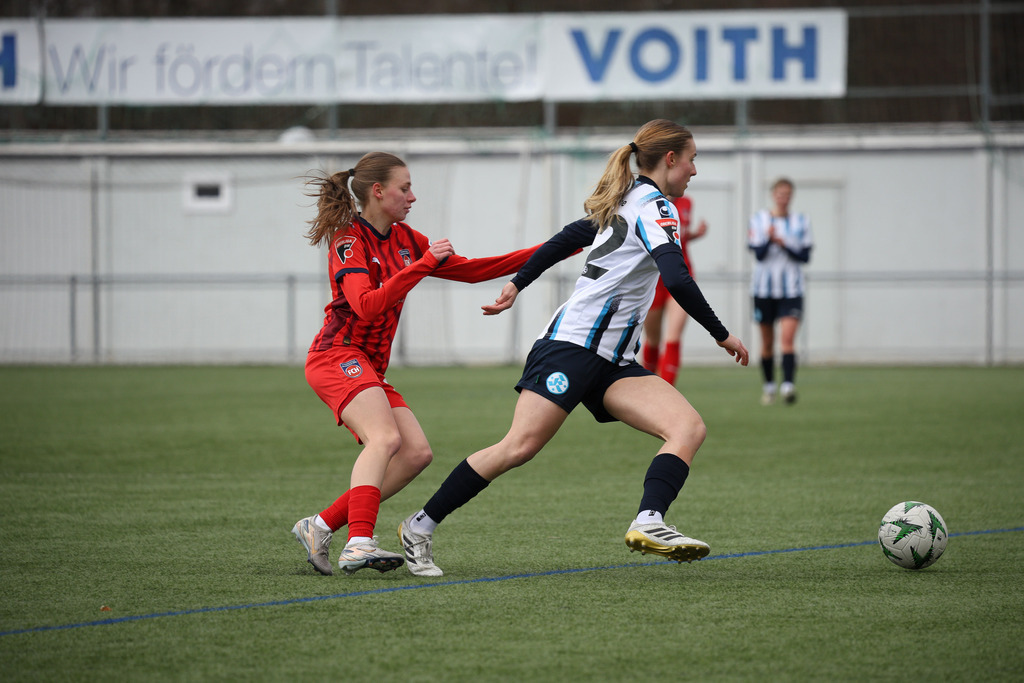 20260329-FCH-WaldebeneStuttgart_022 | 1.FC Heidenheim 1846 vs. FSV Waldebene Stuttgart, Fußball, Frauen, Oberliga, 2025/2026, 15. Spieltag, 29.03.2026 in Heidenheim, Kunstrasen b. Voith-Arena West(Foto: Michael Bulling) - Realisiert mit Pictrs.com