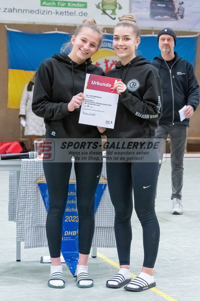 HK_20230226_105326 | Deutsche Meisterschaft WU16 Finale / Ehrungen Harvestehuder THC - 1. Hanauer THC am 26.2.2023 DSC 99, Düsseldorf ,
