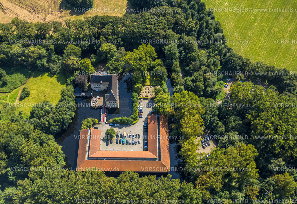 Gelsenkirchen240808148GE-Nord | Luftbild, Wasserburg Lüttinghof mit Gräfte und Wald, Eventlocation, Hassel, Gelsenkirchen, Ruhrgebiet, Nordrhein-Westfalen, Deutschland