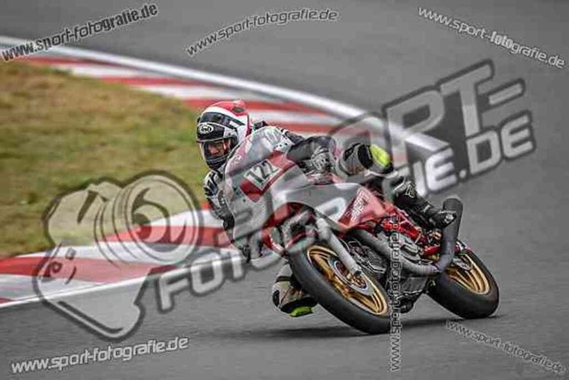 pubi1439 | Professionelle Fotos von Sportveranstaltungen, aber auch Hochzeiten und anderen Events. - Realisiert mit Pictrs.com