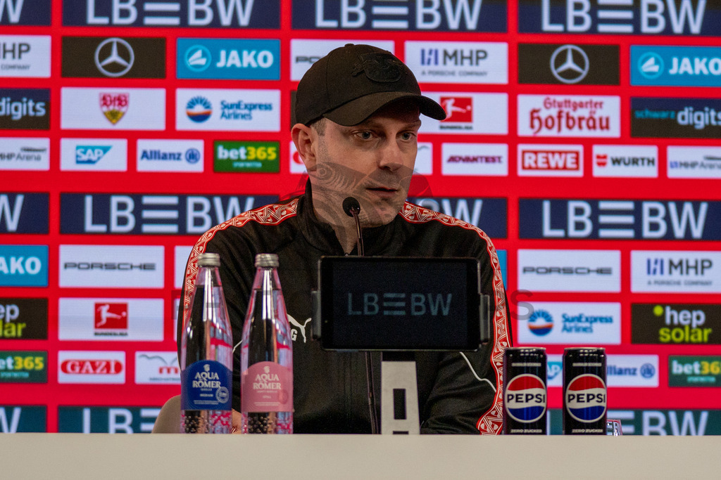 VfB Stuttgart vs. RB Leipzig, Fussball, 1. Bundesliga, 26. Spieltag, 15.03.2026 | Ole Werner (Trainer RB Leipzig),VfB Stuttgart vs. RB Leipzig, Fussball, 1. Bundesliga, 26. Spieltag, 15.03.2026Foto: photosbyphips/Philip Ziegler